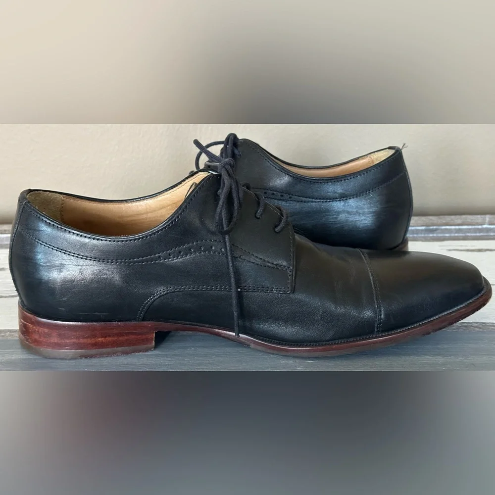Johnston & Murphy Men's McClain Cap Toe Oxford dress shoe -‎ Size 9.5